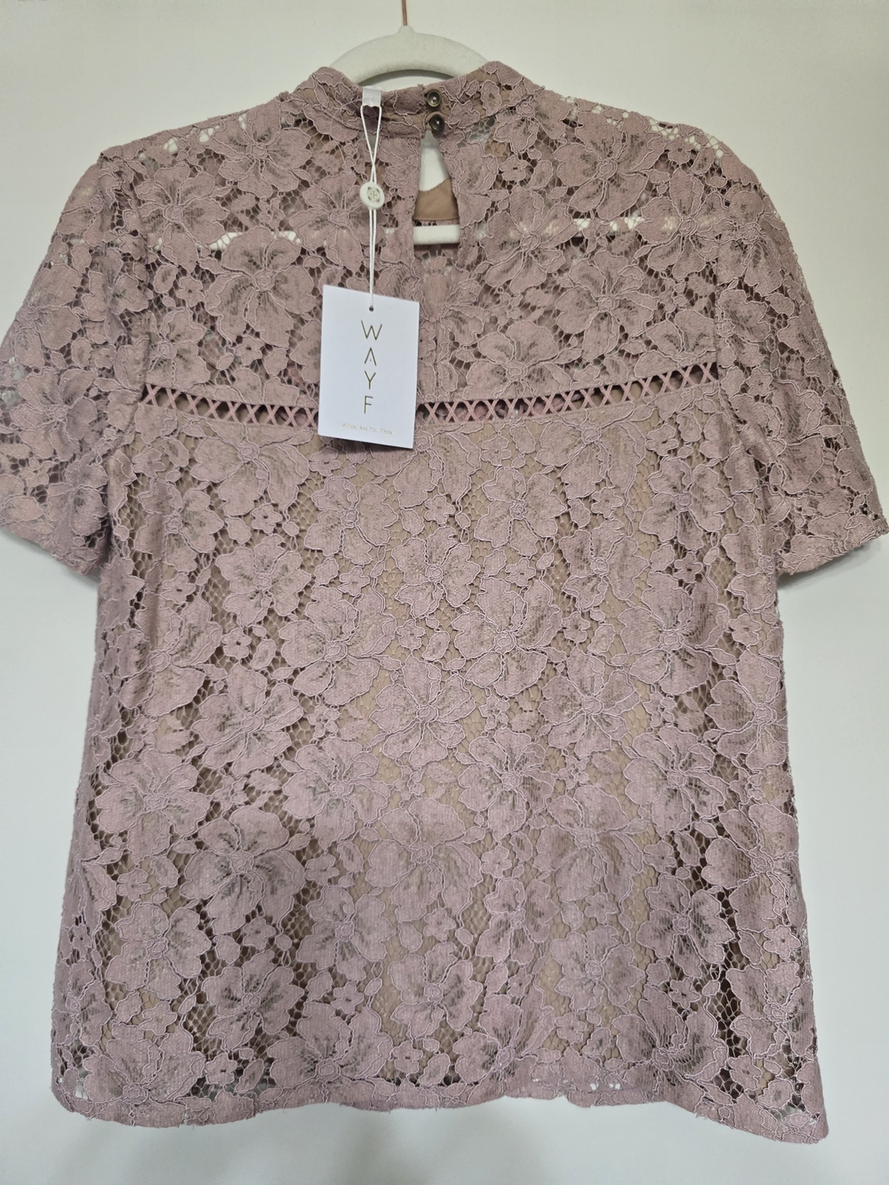 Wayf Floral Lace Short Sleeve Top in Dusty Mauve